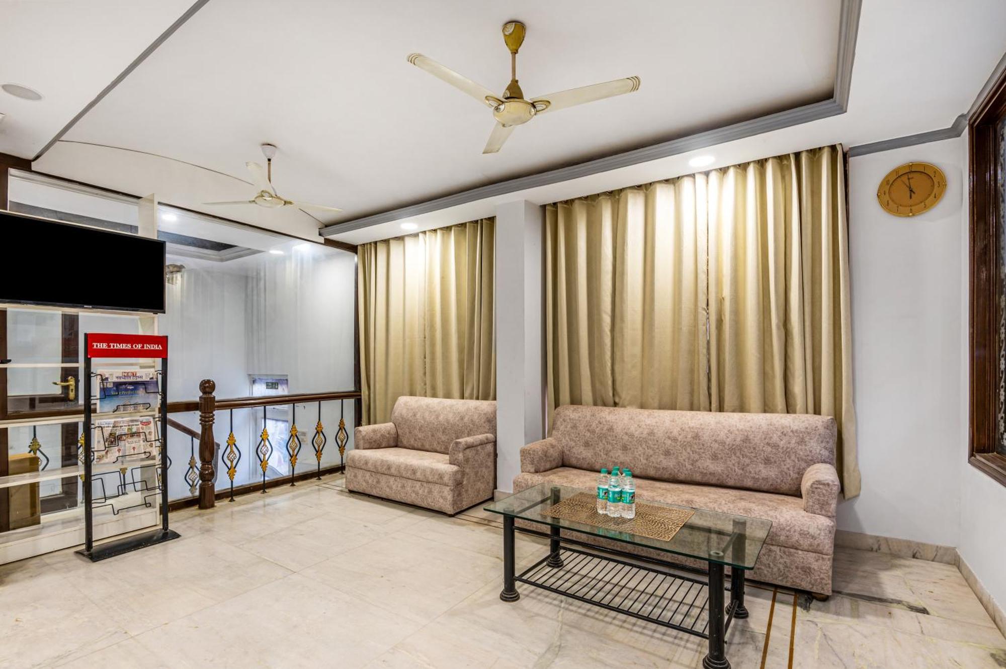 Hotel Nice Palace Delhi  Bagian luar foto