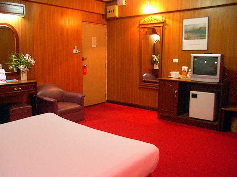 Hotel Nice Palace Delhi  Bagian luar foto